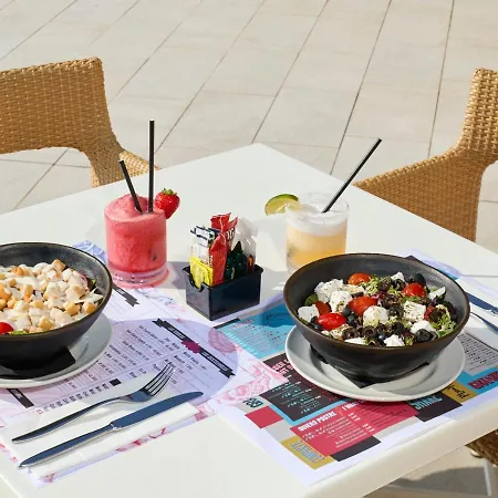 Ocean House Costa Del Sol, Affiliated By Melia ホテル