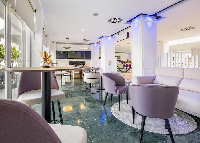 Ocean House Costa Del Sol, Affiliated By Melia 托雷莫利诺斯